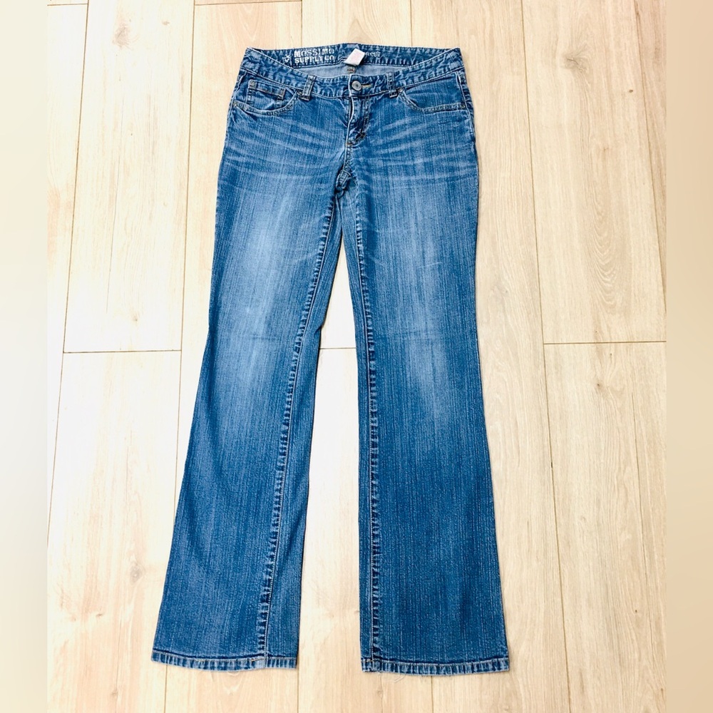 Mossimo boot cut denim blue jeans vintage distressed style low rise 7- 30 waist